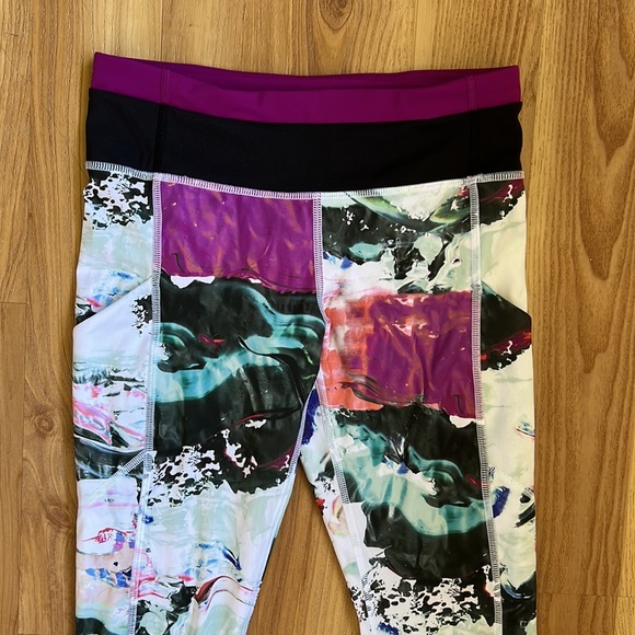 Multi color Size 4 Lululemon leggings - Picture 2 of 5
